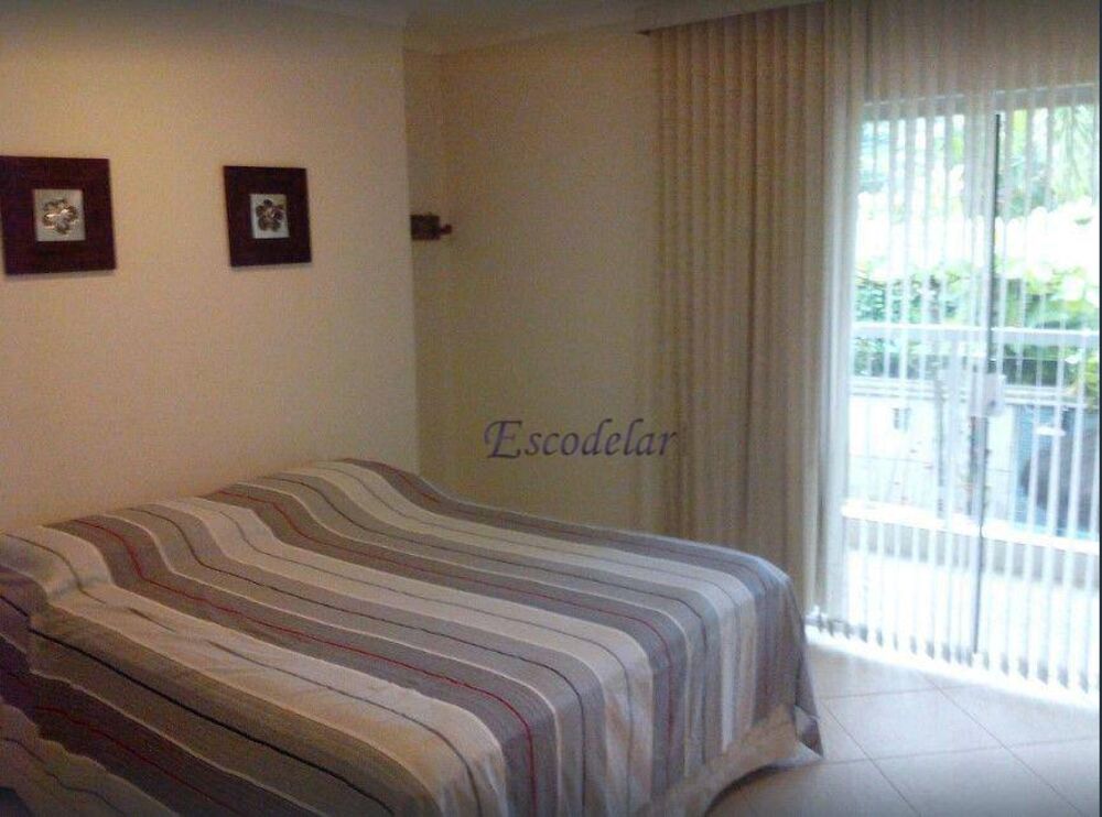 Casa à venda com 4 quartos, 140m² - Foto 15