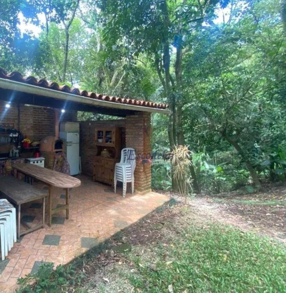 Casa à venda com 3 quartos, 240m² - Foto 6