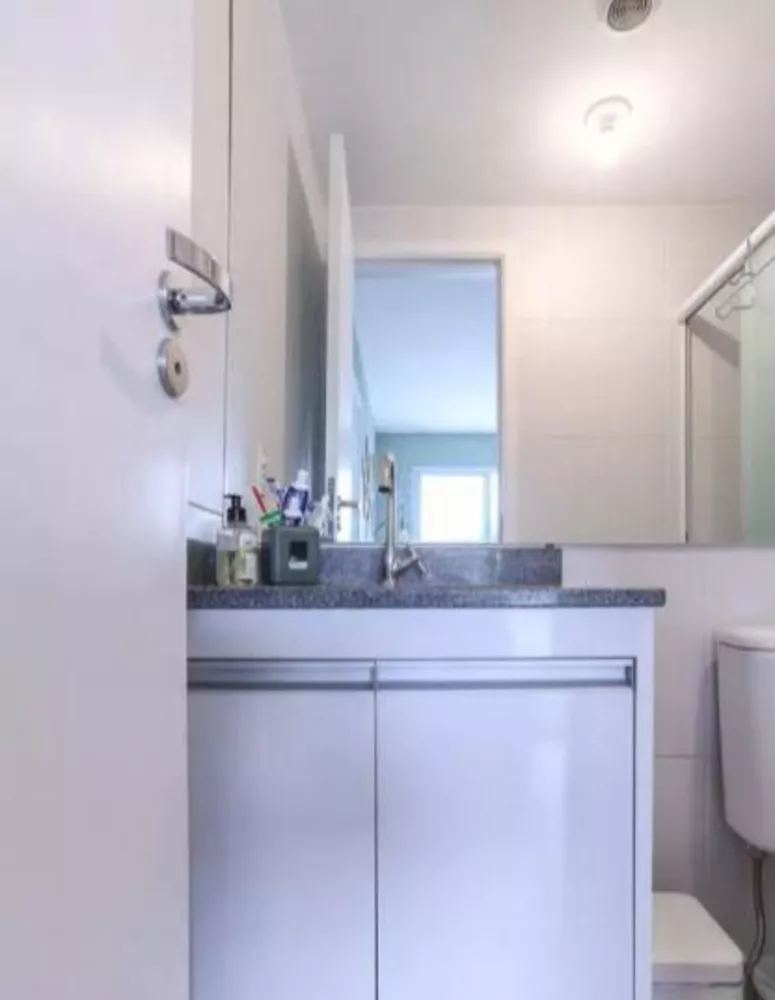 Apartamento à venda com 2 quartos, 42m² - Foto 10