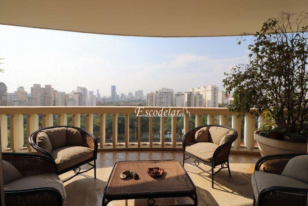 Apartamento, 4 quartos, 325 m² - Foto 1