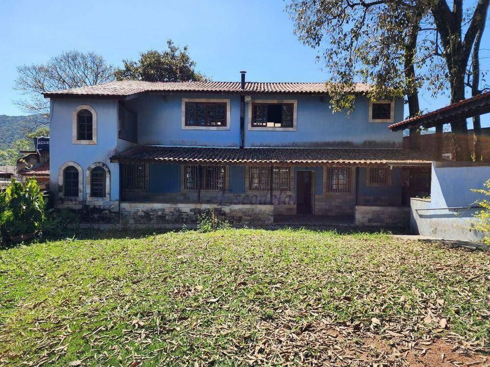 Chácara à venda com 2 quartos, 200m² - Foto 2