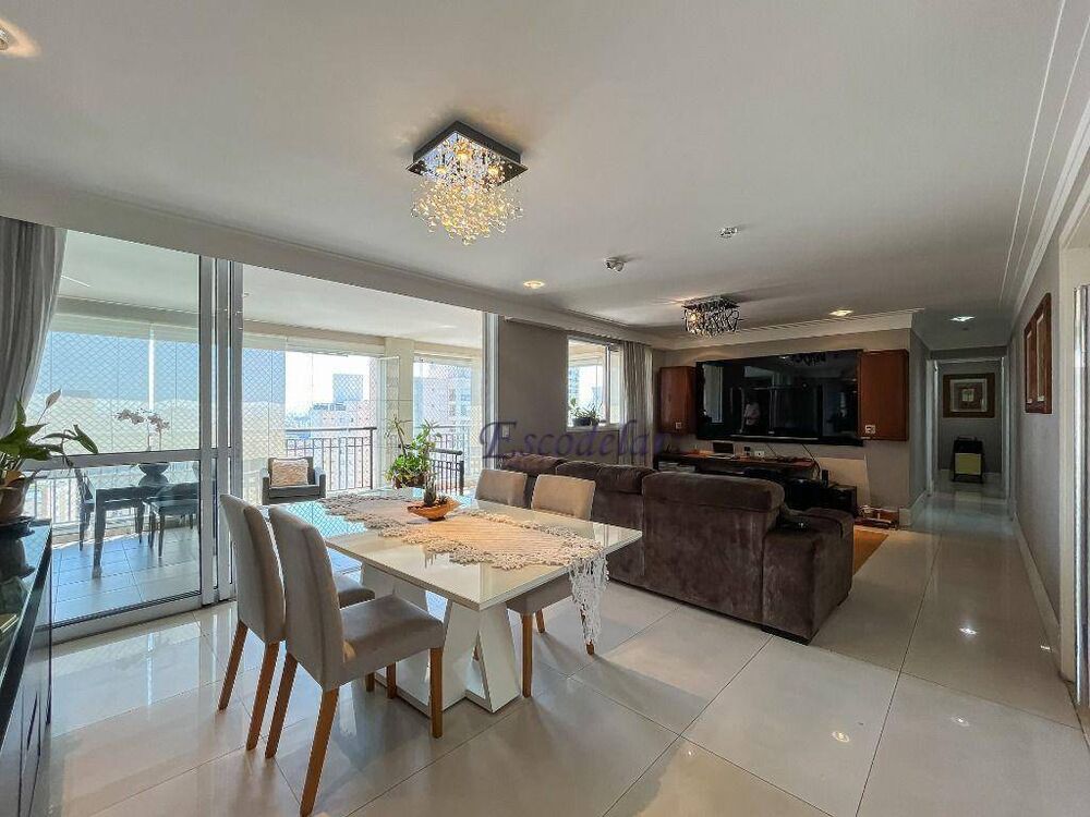 Apartamento, 3 quartos, 189 m² - Foto 1