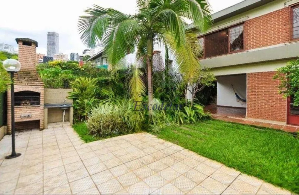 Casa à venda com 4 quartos, 305m² - Foto 3