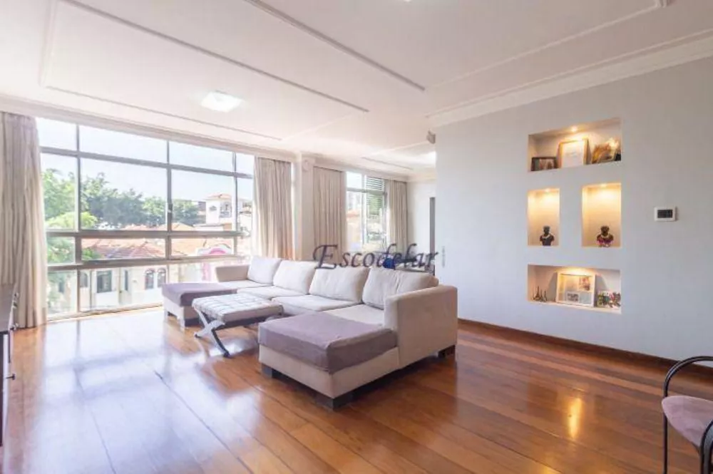 Apartamento à venda com 4 quartos, 266m² - Foto 1