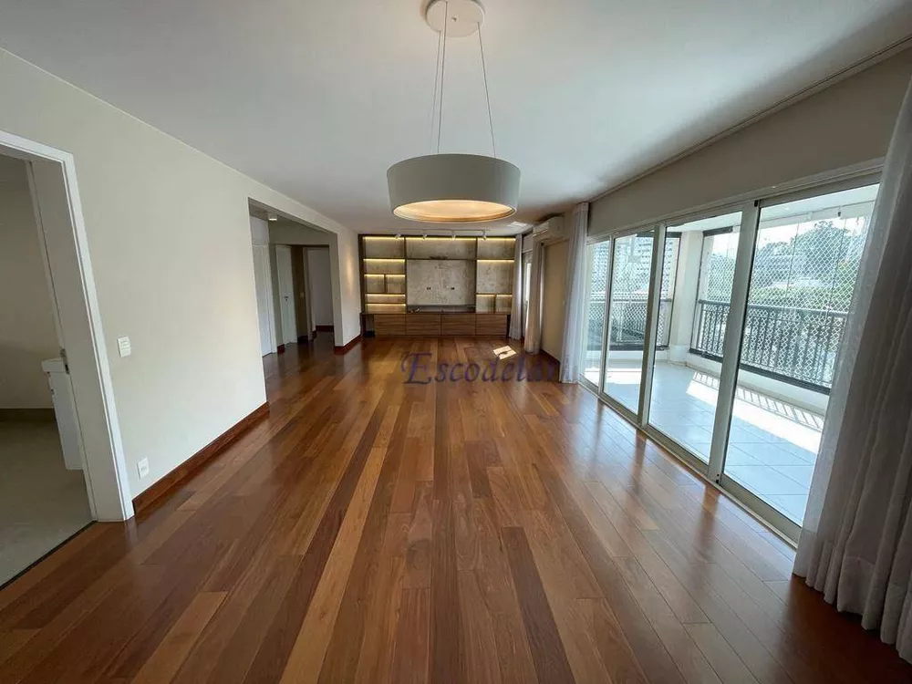 Apartamento, 4 quartos, 198 m² - Foto 1