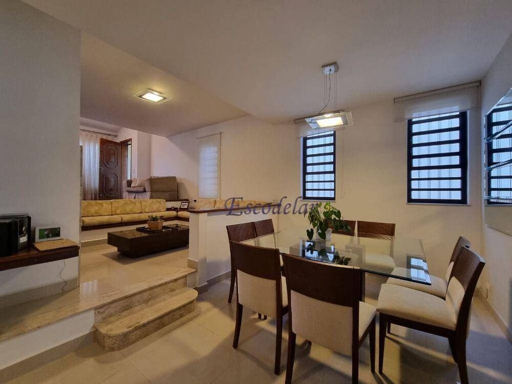 Sobrado, 3 quartos, 205 m² - Foto 1