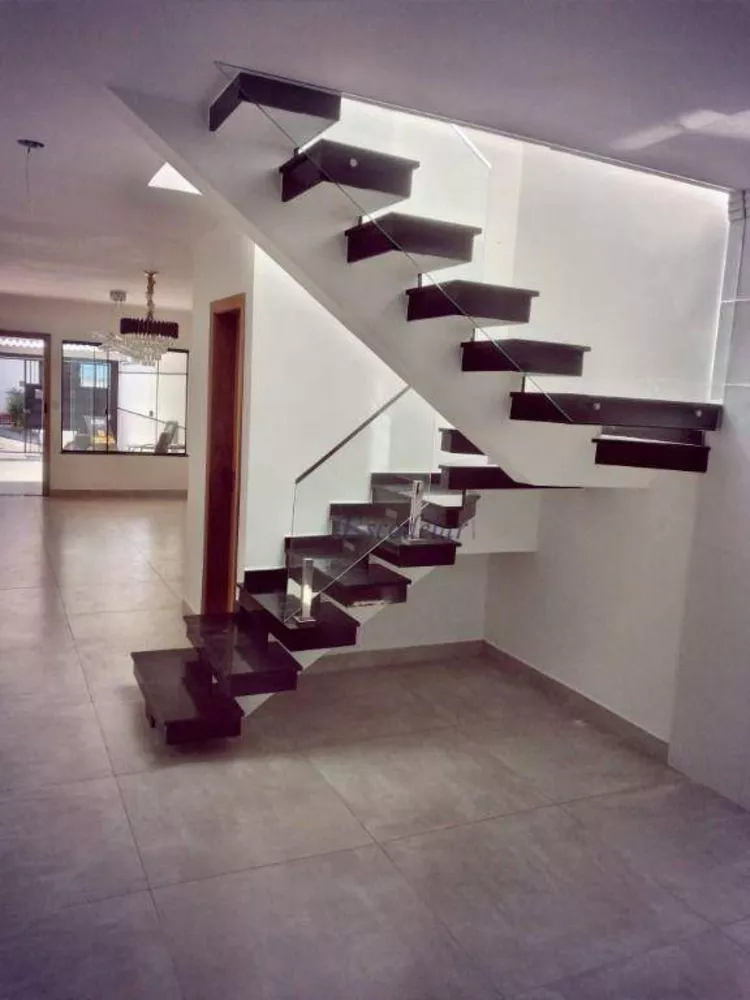 Sobrado, 3 quartos, 127 m² - Foto 1