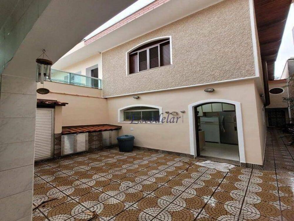 Sobrado, 4 quartos, 208 m² - Foto 1