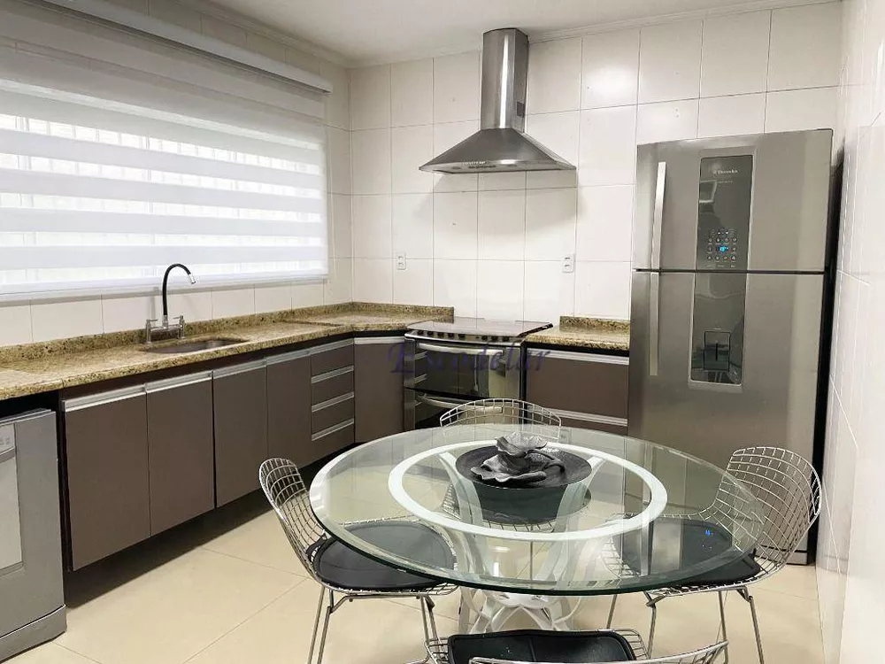 Sobrado, 5 quartos, 253 m² - Foto 3
