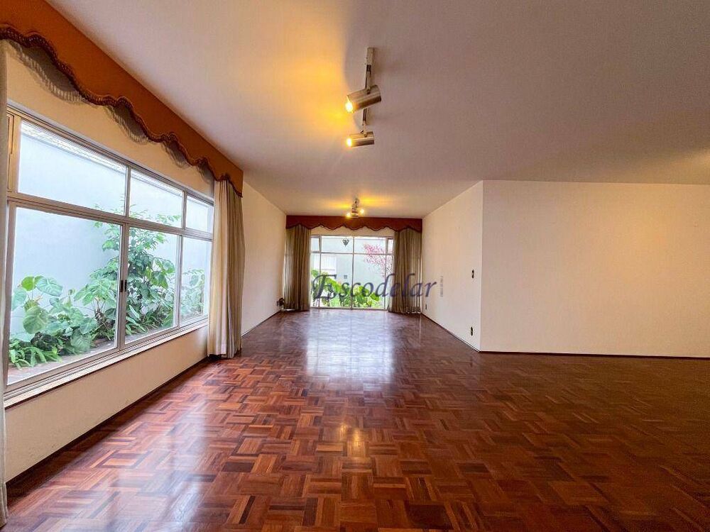 Casa, 4 quartos, 637 m² - Foto 2