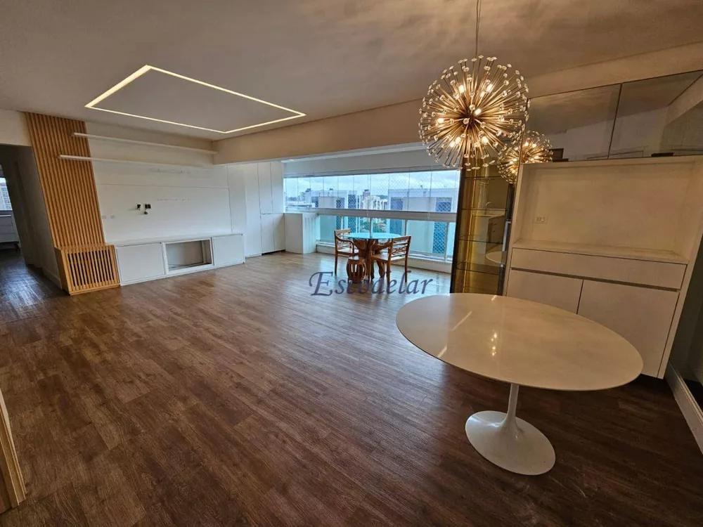 Apartamento à venda com 3 quartos, 126m² - Foto 1