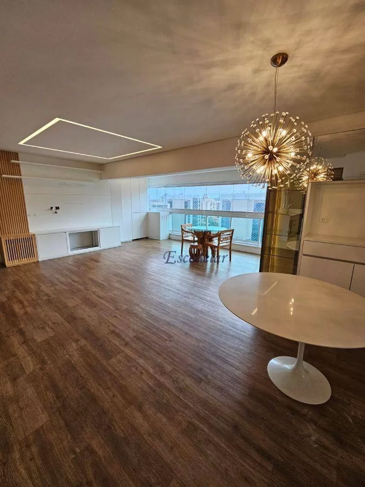 Apartamento à venda com 3 quartos, 126m² - Foto 4