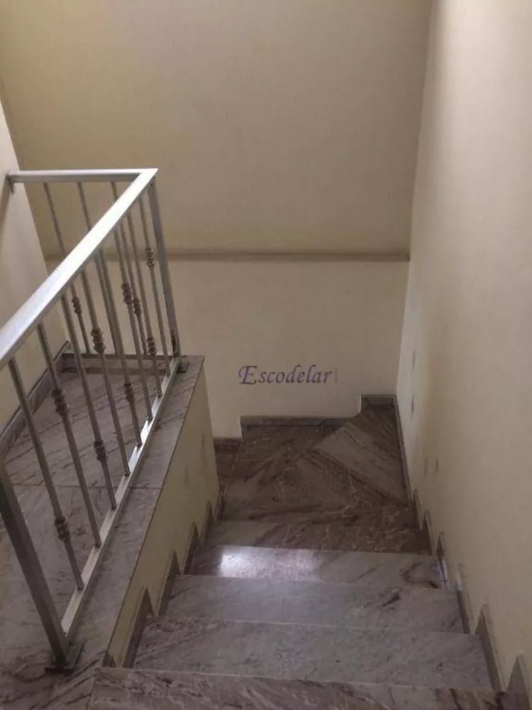 Sobrado à venda com 3 quartos, 350m² - Foto 4