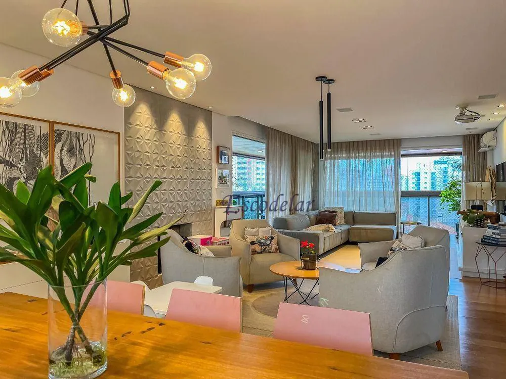Apartamento, 4 quartos, 240 m² - Foto 2
