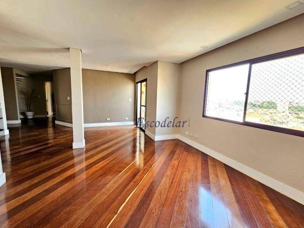 Cobertura, 3 quartos, 236 m² - Foto 3