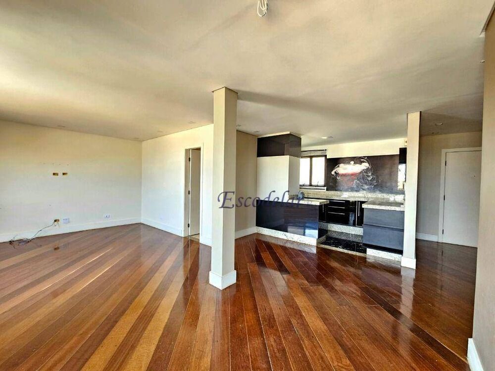 Cobertura, 3 quartos, 236 m² - Foto 2