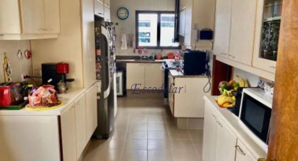 Apartamento, 3 quartos, 197 m² - Foto 2