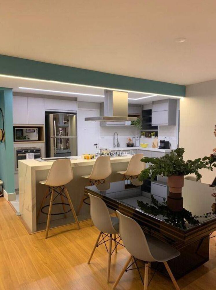 Apartamento, 3 quartos, 136 m² - Foto 1