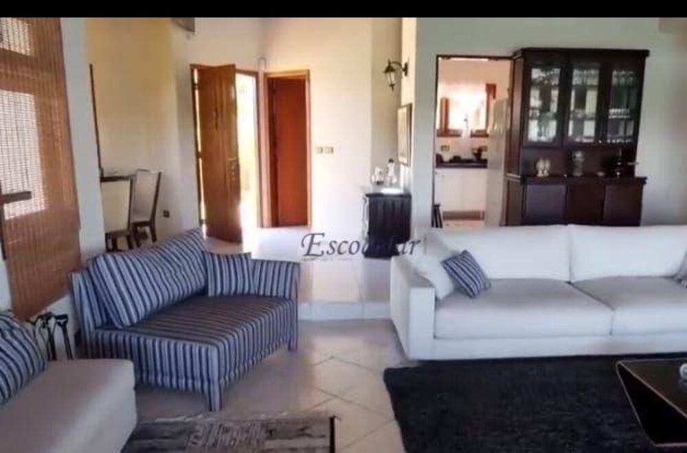 Casa de Condomínio à venda com 4 quartos, 270m² - Foto 4