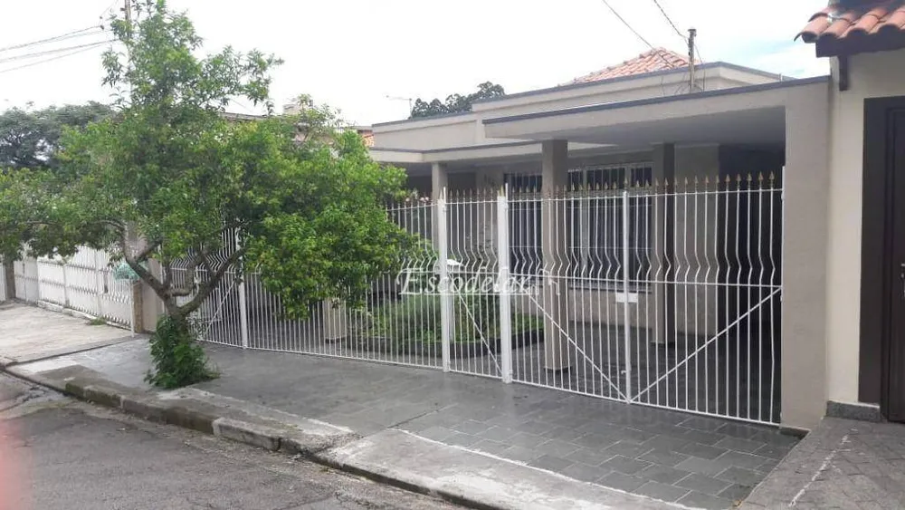 Casa, 3 quartos, 264 m² - Foto 1