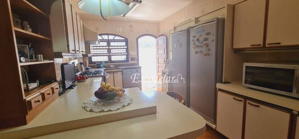 Casa, 3 quartos, 264 m² - Foto 4