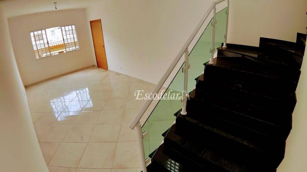 Sobrado, 3 quartos, 214 m² - Foto 1