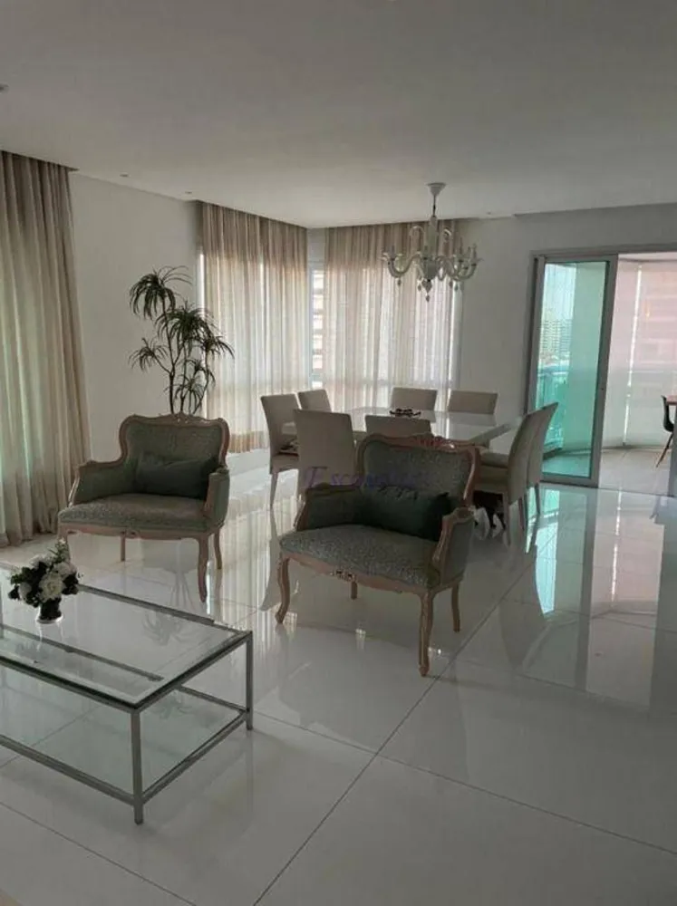 Apartamento, 4 quartos, 230 m² - Foto 1