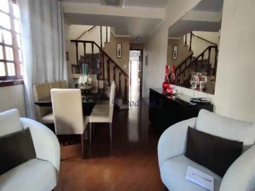 Sobrado, 4 quartos, 240 m² - Foto 1
