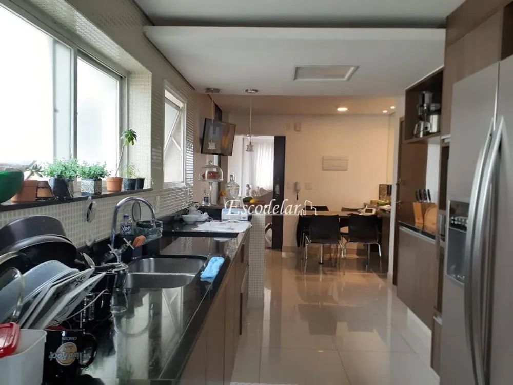 Cobertura, 3 quartos, 227 m² - Foto 4