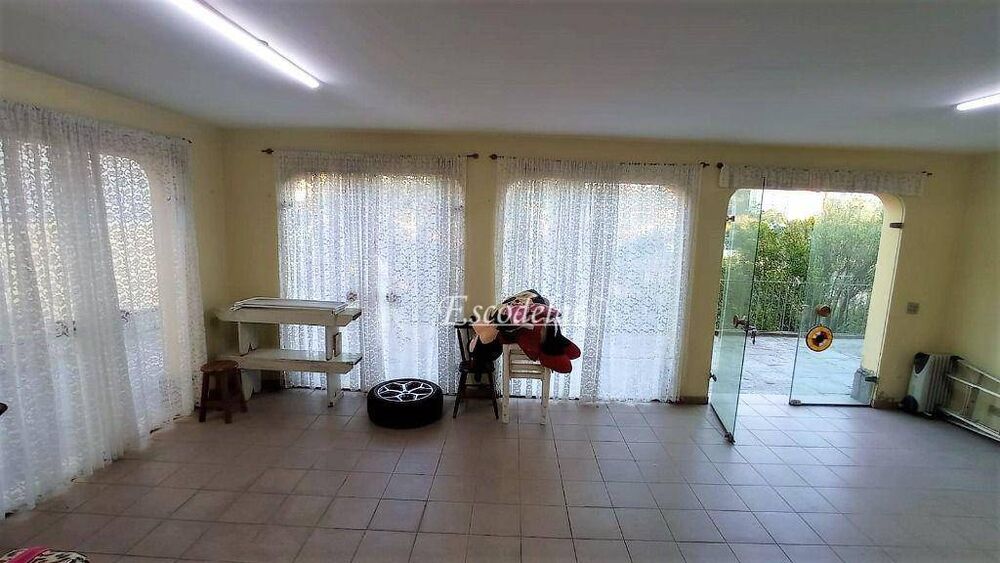 Casa, 3 quartos, 380 m² - Foto 1