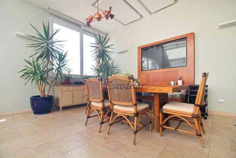Cobertura, 3 quartos, 250 m² - Foto 4
