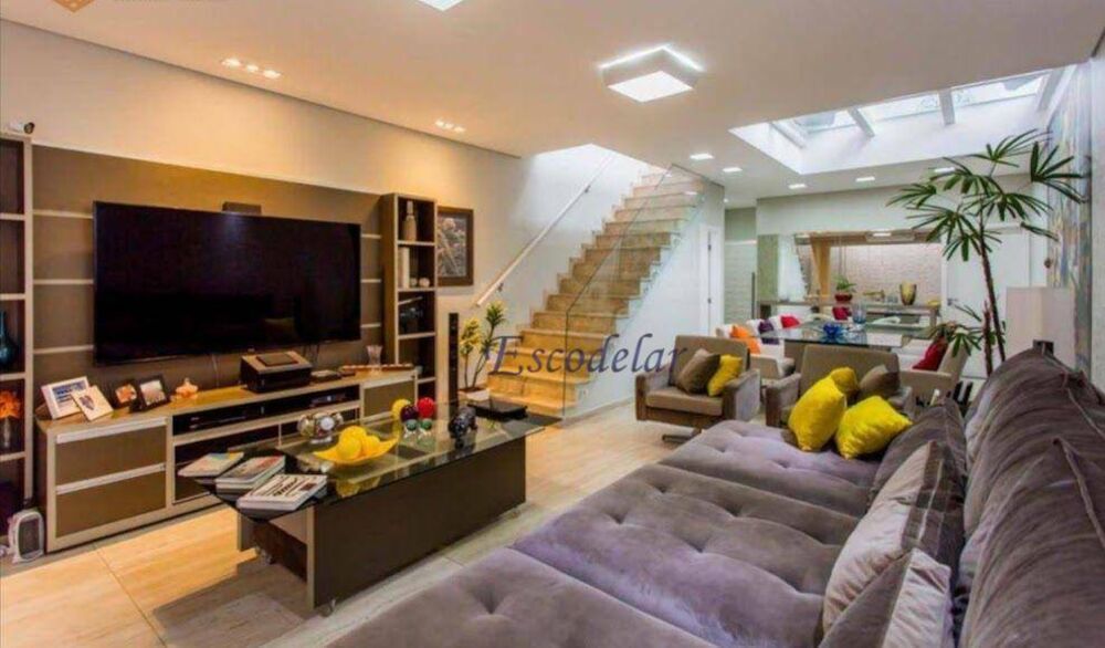 Sobrado, 2 quartos, 229 m² - Foto 1