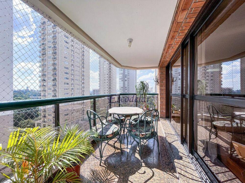 Apartamento, 3 quartos, 245 m² - Foto 4