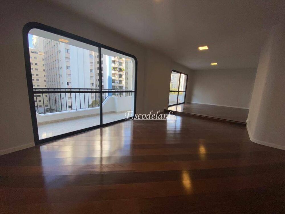 Apartamento, 4 quartos, 295 m² - Foto 1