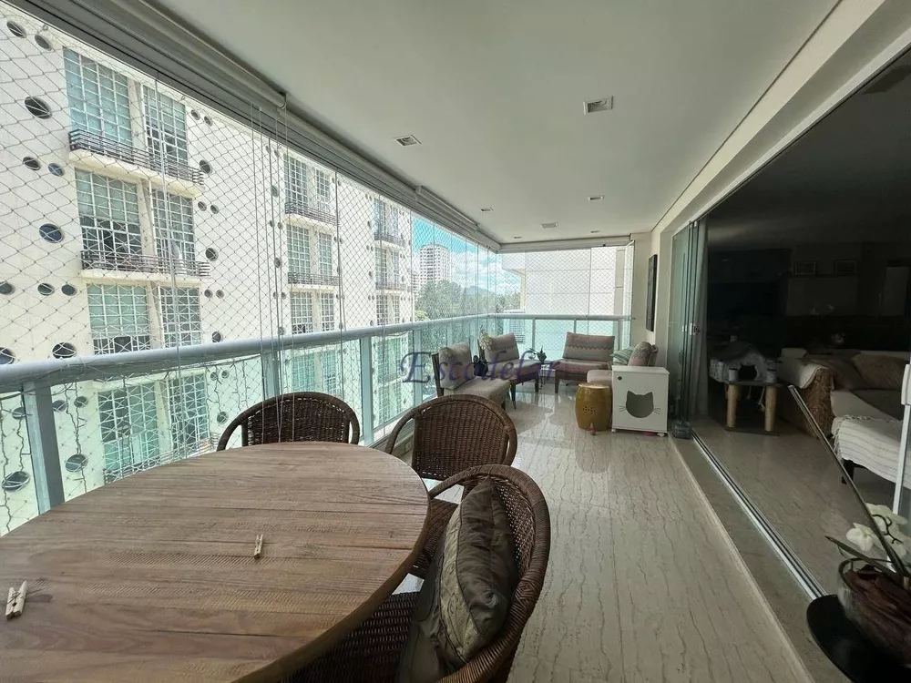 Apartamento, 3 quartos, 243 m² - Foto 6