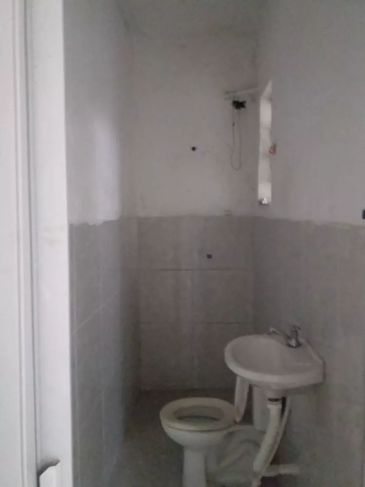 Casa à venda com 3 quartos, 199m² - Foto 3