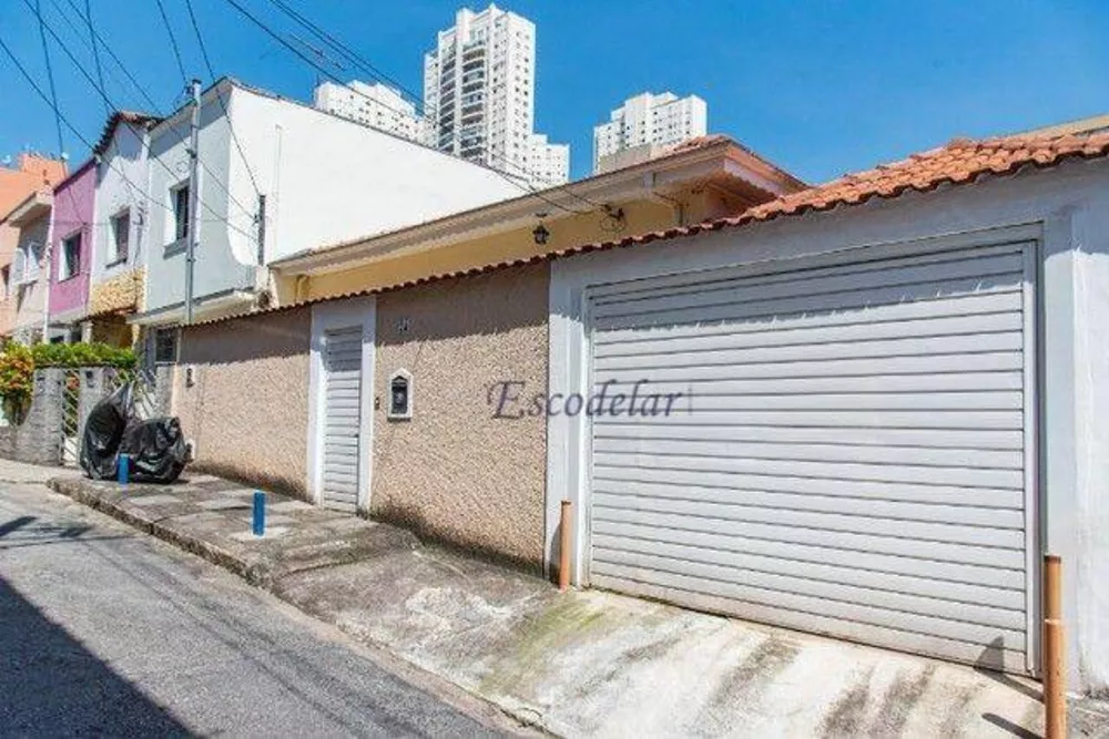 Casa à venda com 2 quartos, 205m² - Foto 1