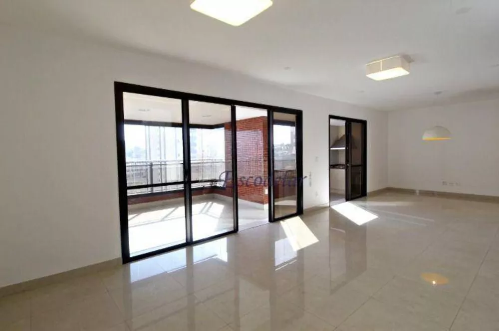 Apartamento à venda com 4 quartos, 208m² - Foto 2