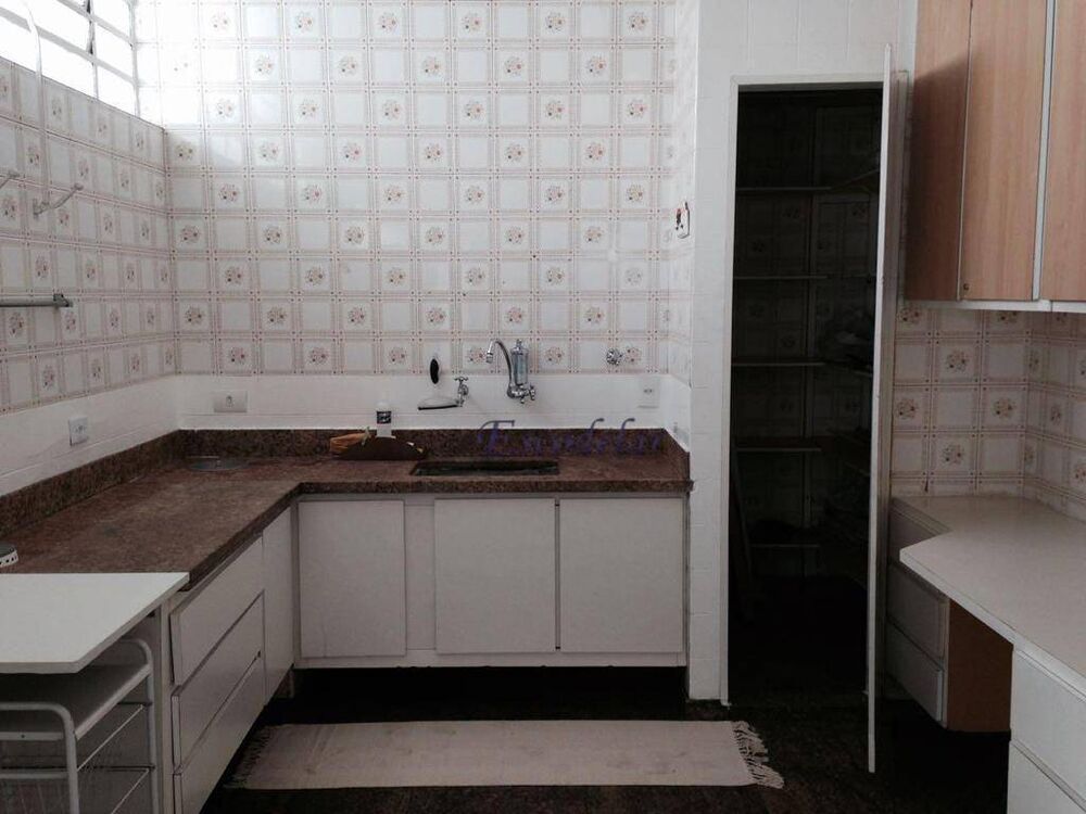 Casa, 3 quartos, 217 m² - Foto 4