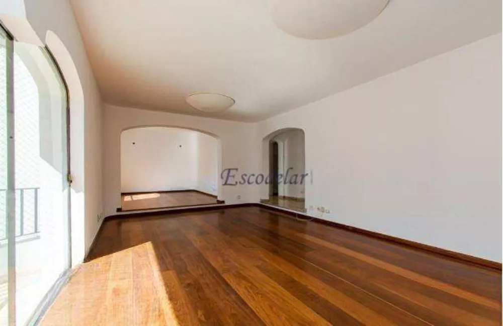 Apartamento à venda com 4 quartos, 210m² - Foto 5