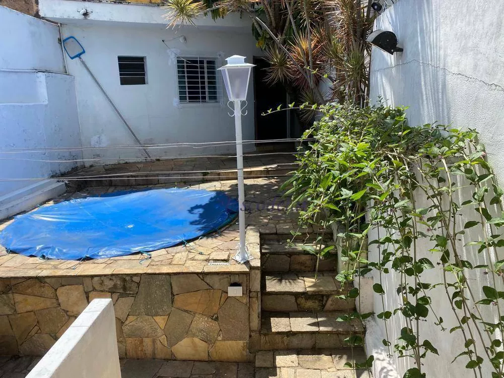 Sobrado à venda com 3 quartos, 250m² - Foto 2