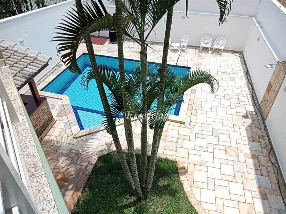 Sobrado, 4 quartos, 500 m² - Foto 1