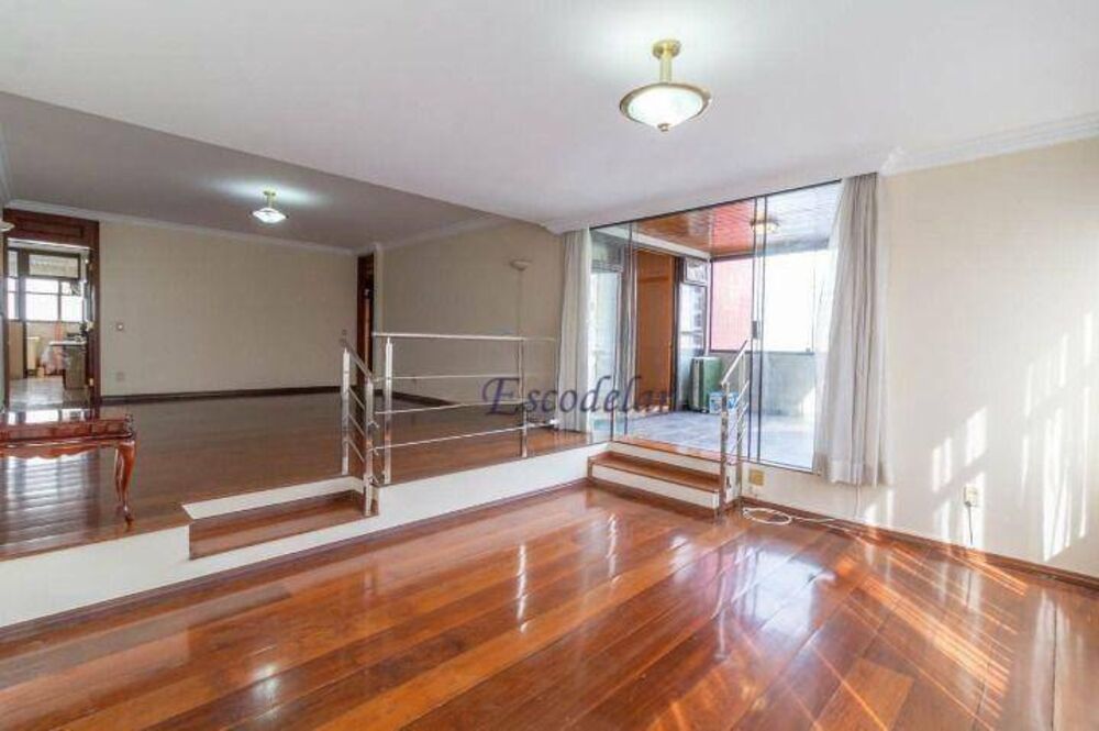 Apartamento, 3 quartos, 184 m² - Foto 1