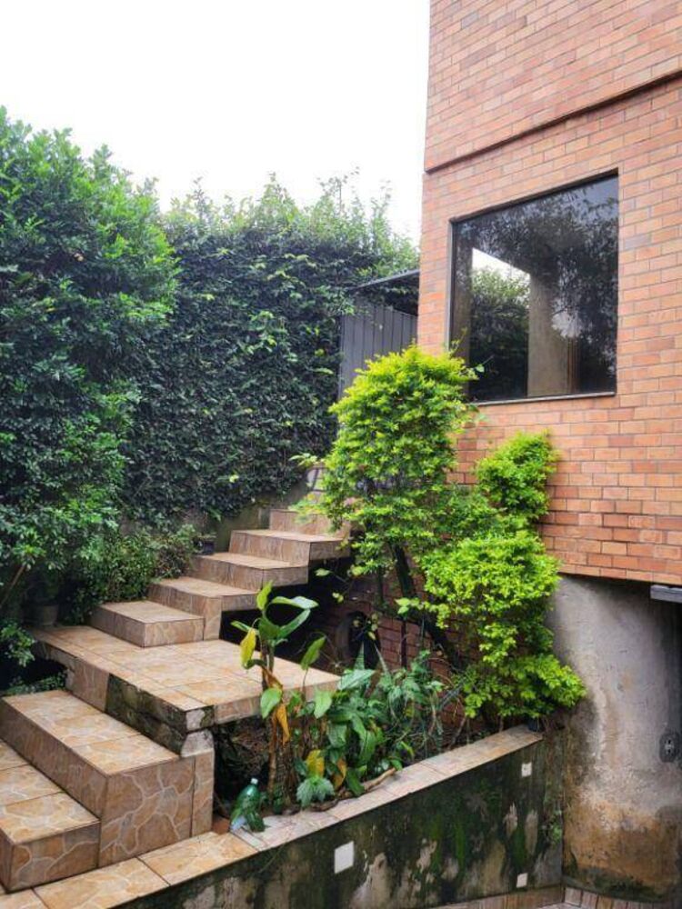 Sobrado, 4 quartos, 200 m² - Foto 2
