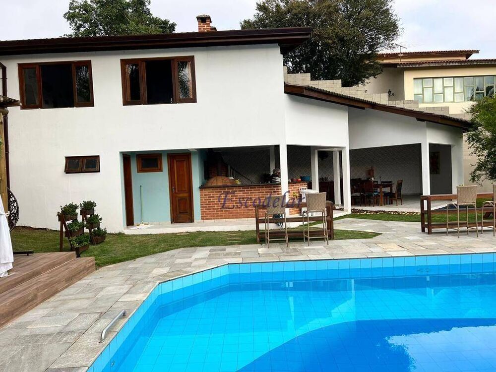 Casa à venda com 4 quartos, 725m² - Foto 1