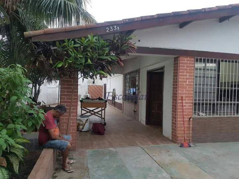 Casa, 5 quartos, 210 m² - Foto 4