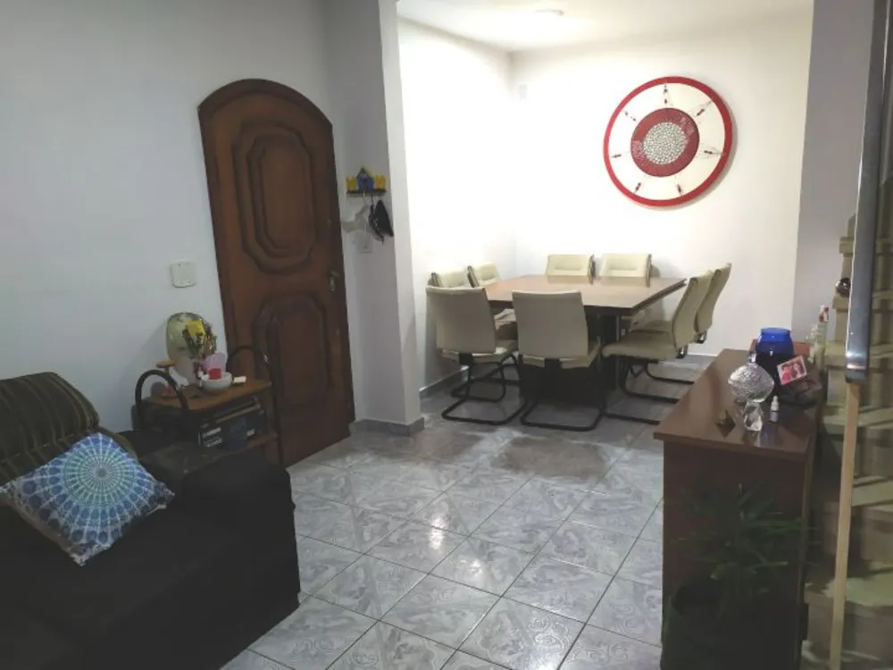 Casa, 4 quartos, 193 m² - Foto 1