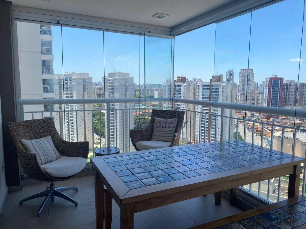 Apartamento à venda com 3 quartos, 110m² - Foto 1