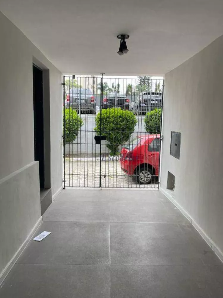 Casa para alugar com 2 quartos, 120m² - Foto 5