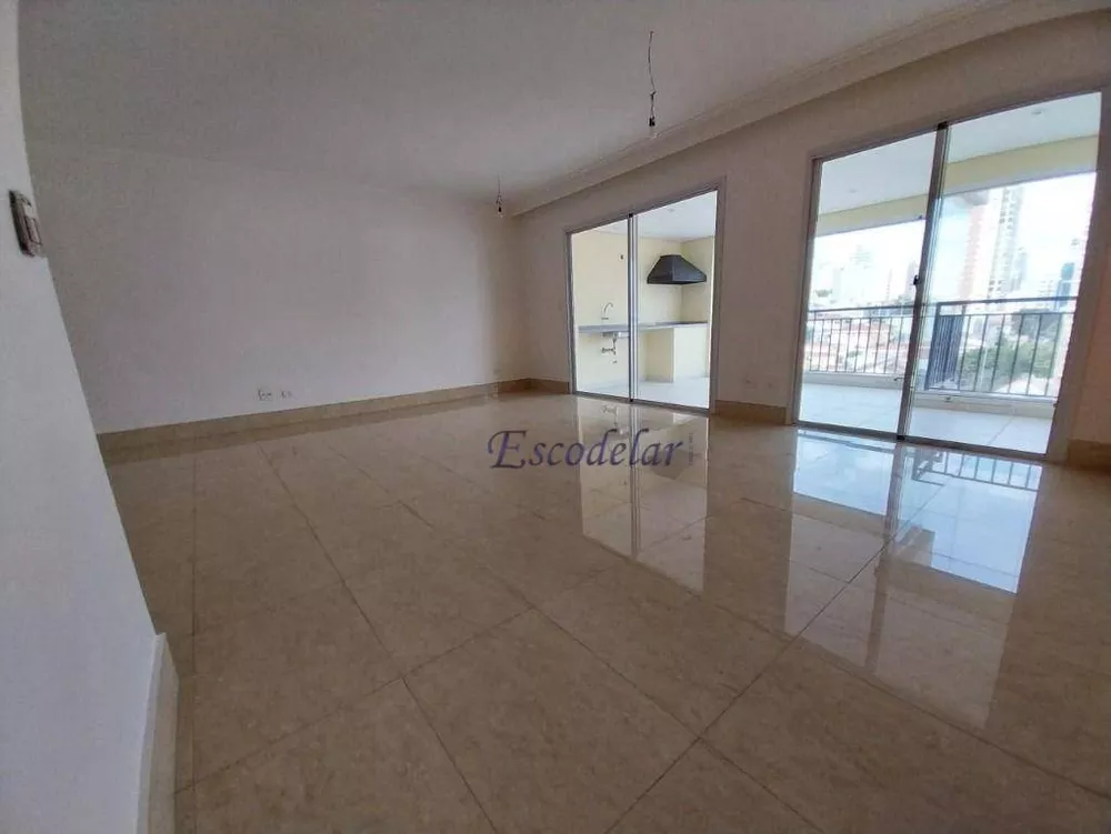 Apartamento à venda com 3 quartos, 133m² - Foto 1